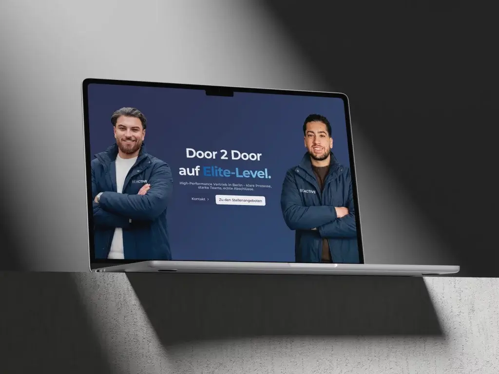 Website Design von BeActive Berlin – modernes Door-to-Door-Recruiting mit Laptop-Mockup, dunkler Bildwelt und klarer Sales-Kommunikation.